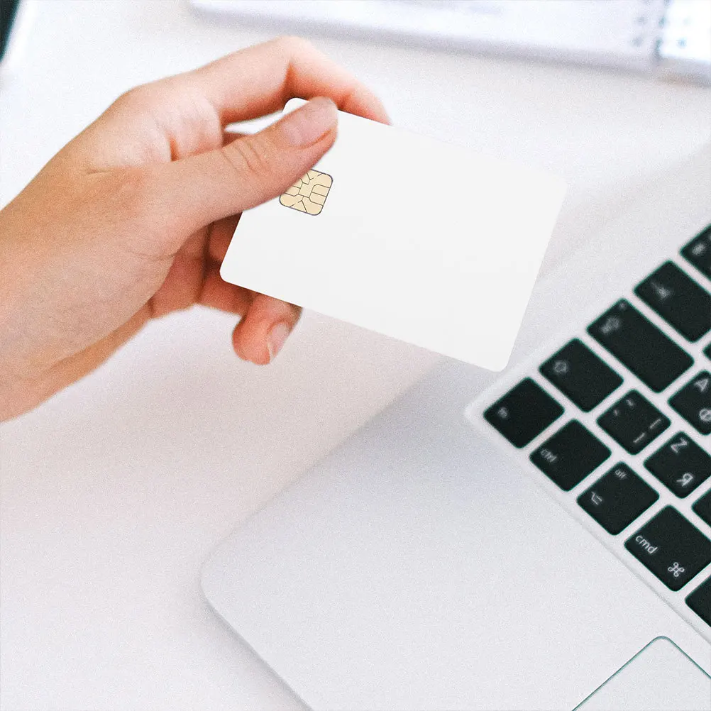 20 szt. kart IC, puste karty PVC z chipem 16K do systemów kontroli dostępu, kart do zamków elektronicznych i kart hotelowych.