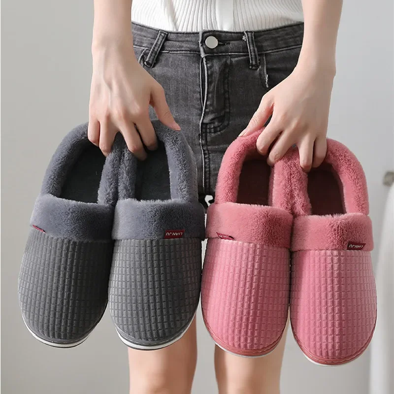 Zapatillas de casa para hombre y mujer, chanclas peludas antideslizantes de felpa para interior y dormitorio, zapatos suaves cálidos para parejas,