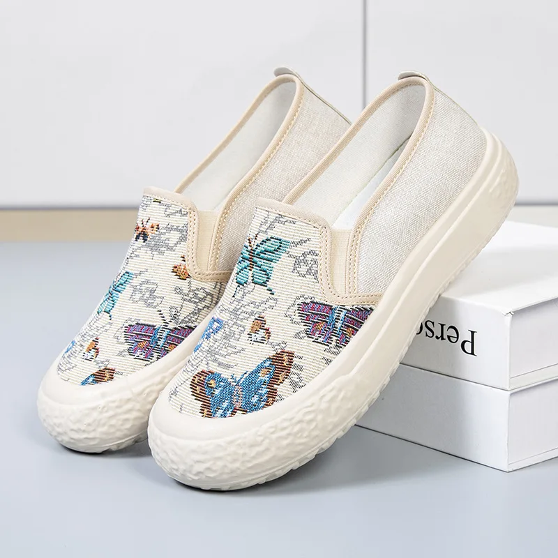 Spring and summer cloth shoes women's new casual lazy man a slip-on thick soled women canvas shoes