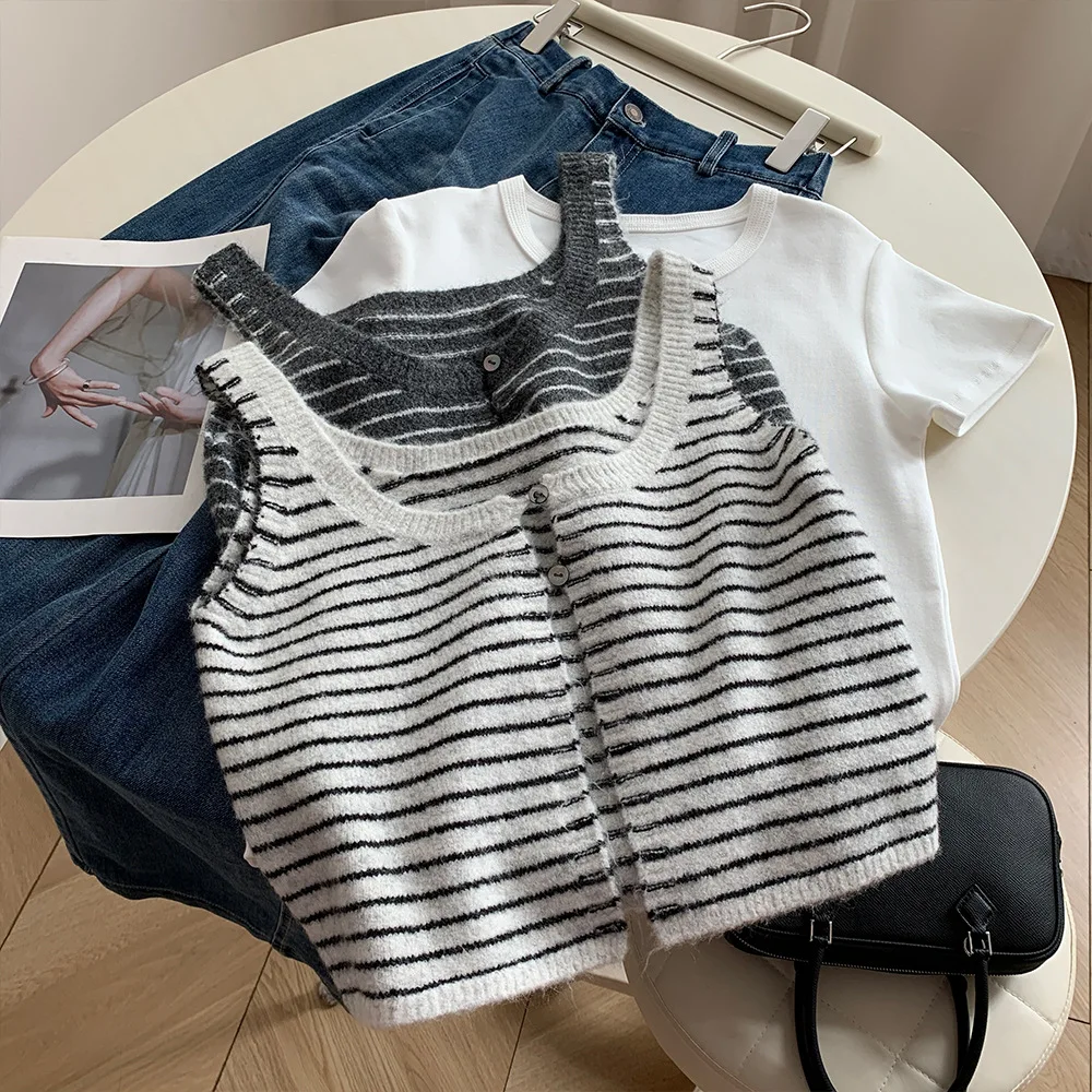 الكورية نمط مخطط محبوك سترة المرأة 2025 الخريف المألوف U الرقبة زرين أكمام ملابس خارجية سترة الإناث تانك القمم #1