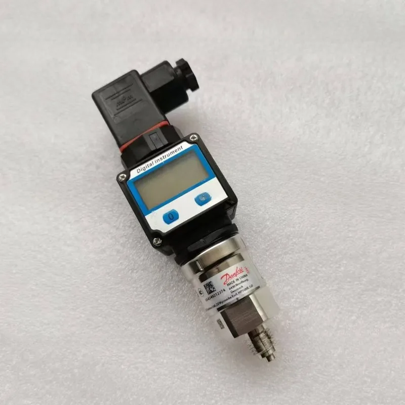 أجزاء لجهاز إرسال الضغط الرقمي Danfoss DANFOSS MBS3000 060G1125 LCD