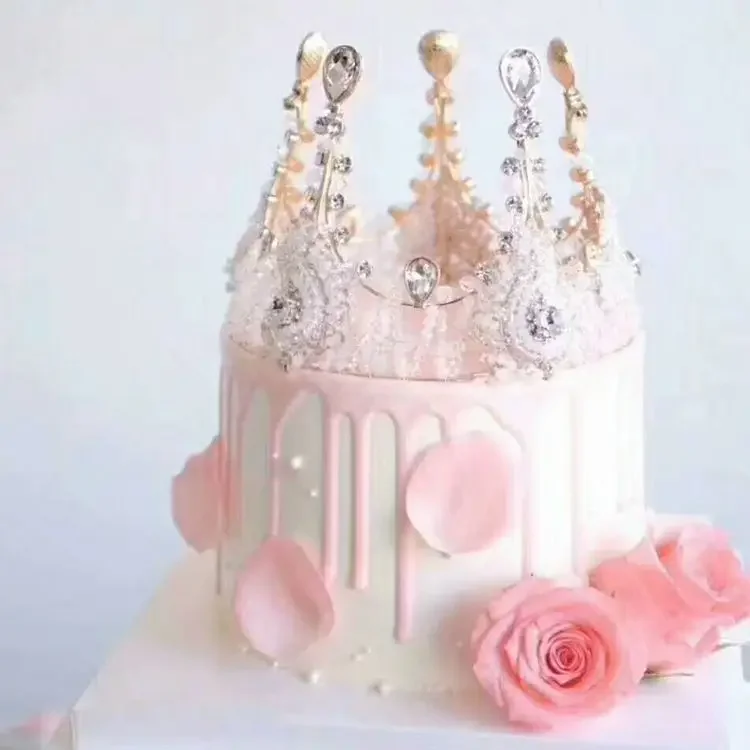 

Crown Cake model princess Birthday Cake Flowers pearl Simulation cake Photography props Window sample Wedding decorations