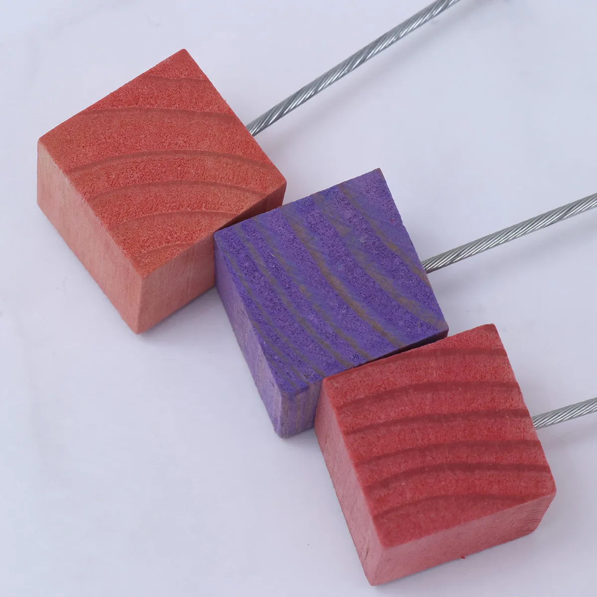 8Pcs Wood Block Note Clip Photo Holder Memo Stand Decorative Desktop Card Holder for Home Office Wedding Party Random Color