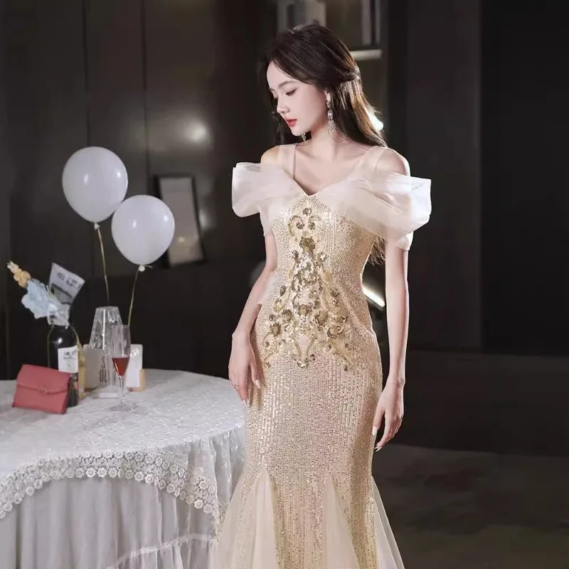 فستان سهرة GIYSILE مخصص مزين بالترتر الشامبانيا للنساء بحمالات كتف فاخرة متخصصة عالية الوضوح للولائم ذيل السمكة