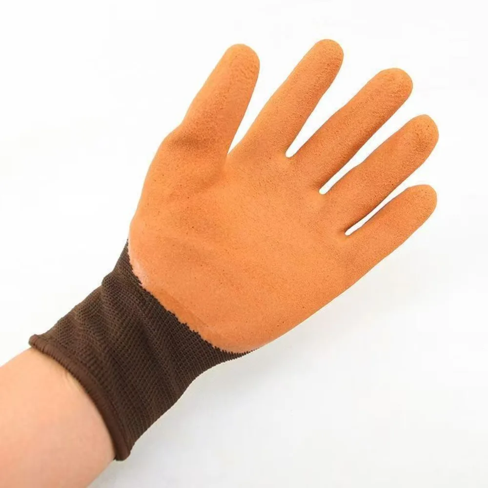 4Pairs Latex Material Gardening Gloves Prick-proof Design Protective Layer Prick-proof Gloves Permeable Fabric Non-slip