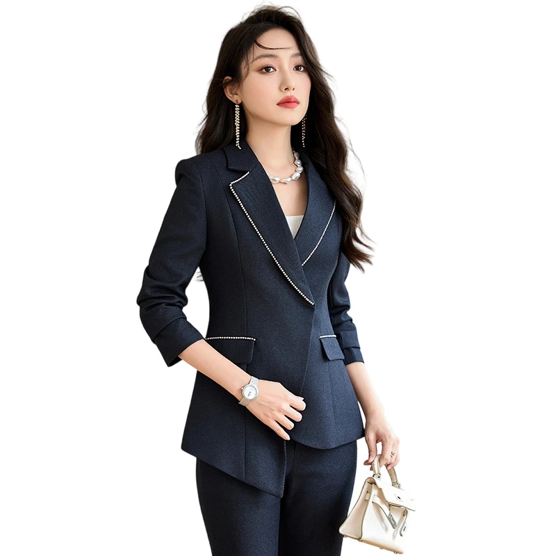 Giacca da abito da donna professionale di design e temperamento 2025 Autunno Nuovo abito da pendolarismo slim fit tutto-fiammifero