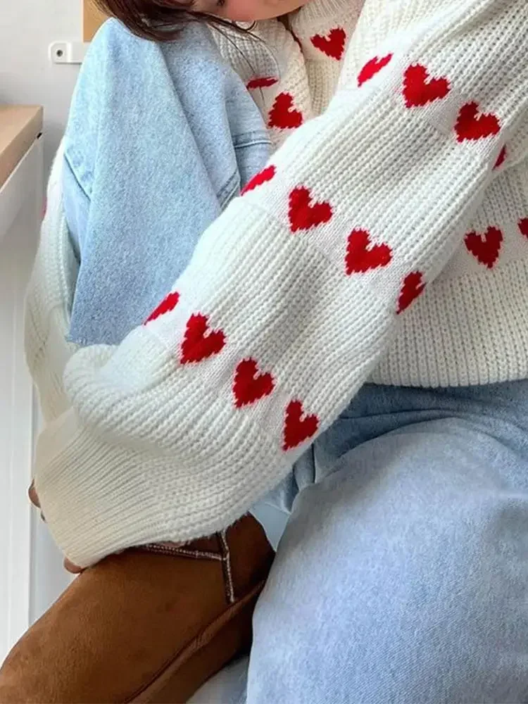 Round Neck Long Sleeved Heart-shaped Women Sweater Autumn Winter Knitwear Soft Warm Tops Chic Solid Femme Sweater