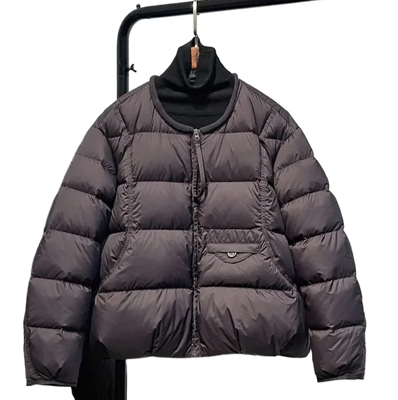 سترة نسائية شتوية قصيرة خفيفة الوزن للغاية ورقبة دائرية معطف منتفخ كاجوال أنيق على طراز الشارع للارتداء اليومي #1