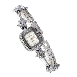 Moda Nova Luxo Mulheres Pulseira Quartz Relógios Para Mulheres Relógio De Pulso Quadrado Rhinestone Watch Lady Sports Vestido Relógio Presente