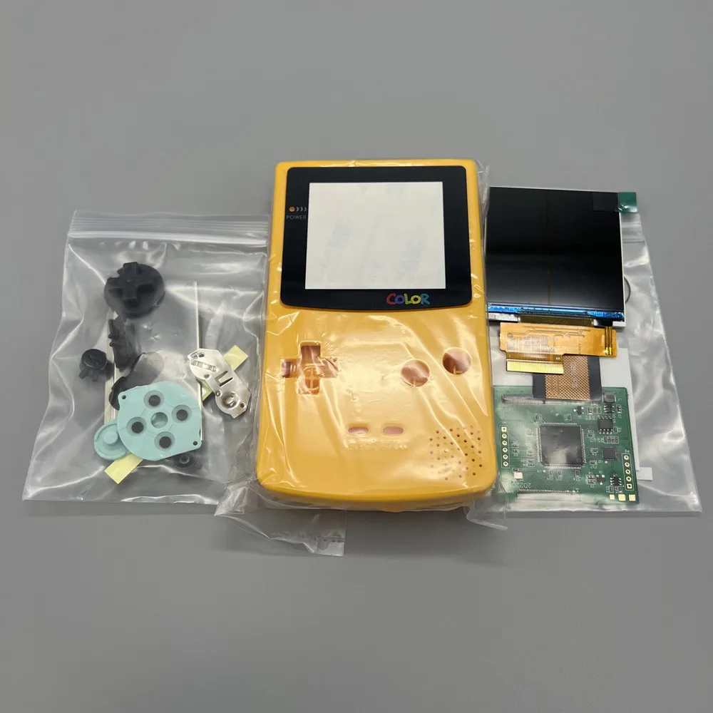 Écran LCD GBC IPS 2,6" et coque neuve pour Gameboy Color. Prise en charge de l'affichage des pixels. Pas besoin de couper la coque.