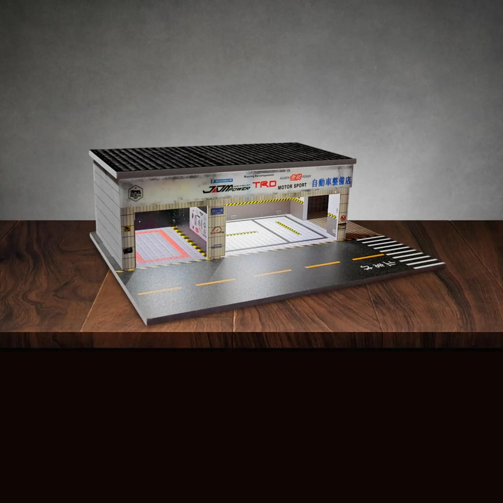 

Auto Repair Shop Model Diorama Miniature Scene 1/64 Scale Collections Table