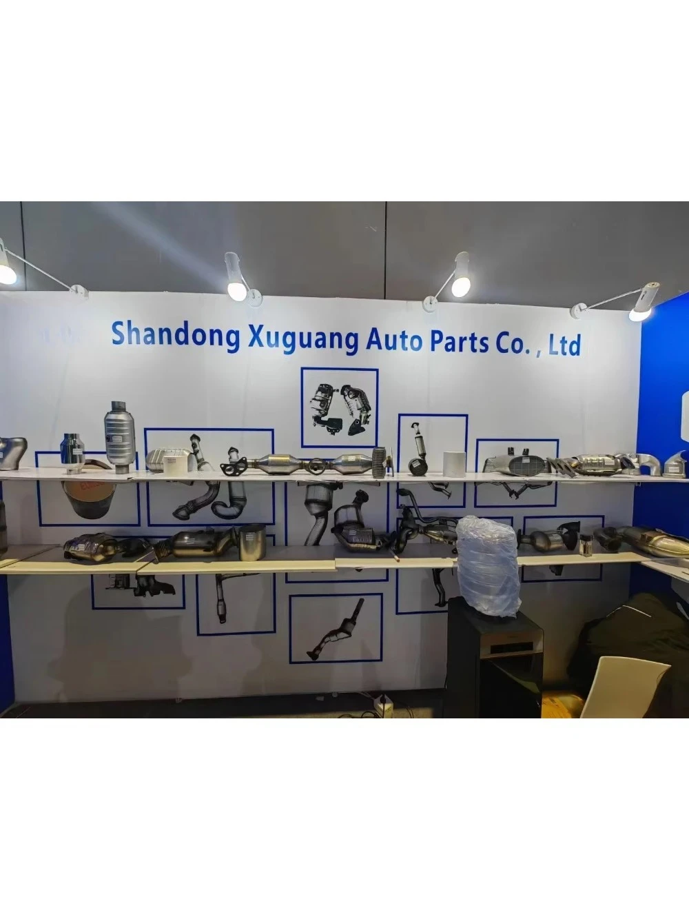 OEM High Quality Direct Fit Catalytic Converter for  Ls430