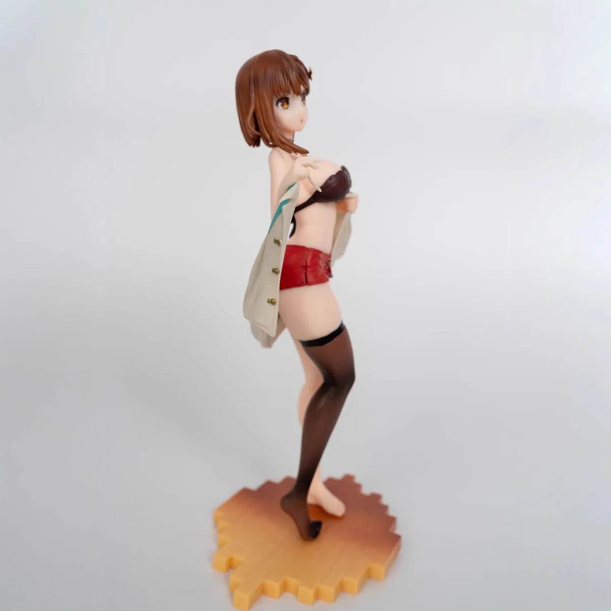 

Bishoujo Atelier Ryza action Figure Dress Up Ryza Anime Figure Toy Decor Model gift