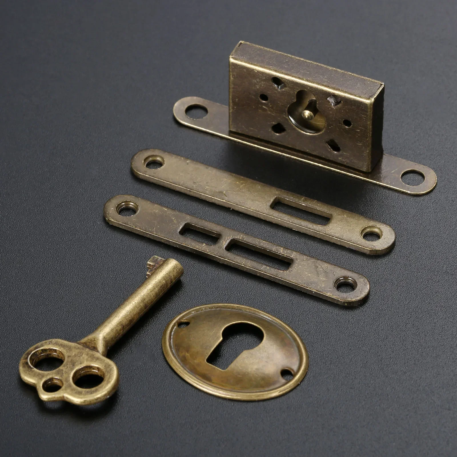 Retro Wooden Jewelry Box Door Lock Set Antique Furniture Fittings Counter Drawer Bronze Lock Hardware Sliding Door Lock with Key