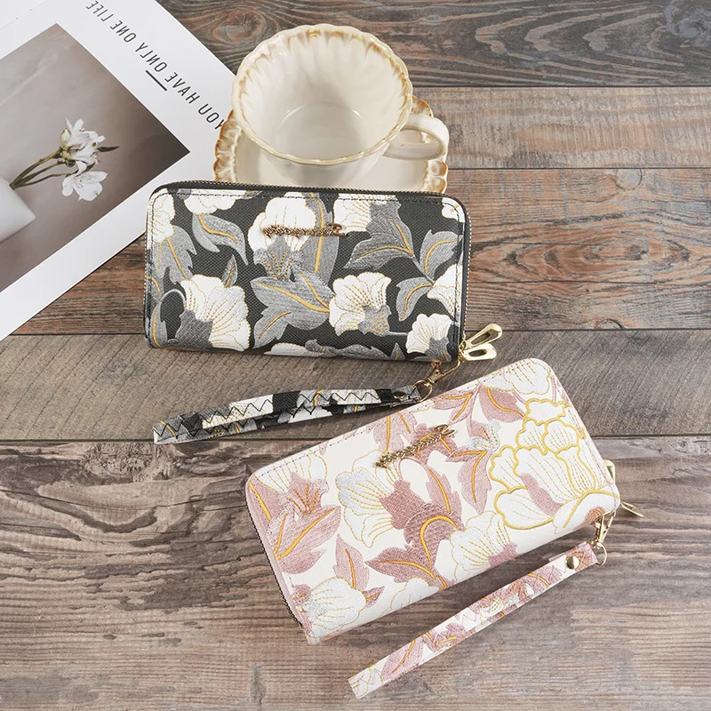 Women's Wallet New Large Capacity Fresh Fashion Flower Print Hardware Accessories PU Cross-Border Trendy Clutch