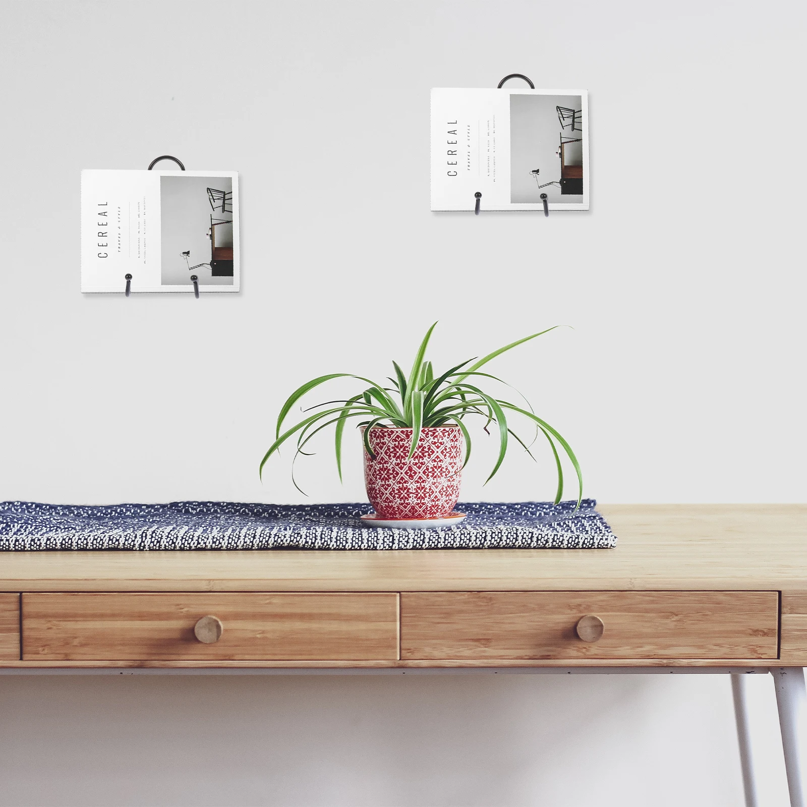 

4pcs Ceramic Display Stand for Plate Metal Home Decor Rack Shelf Sturdy Iron Easel Holder Black Living Room Kitchen Office