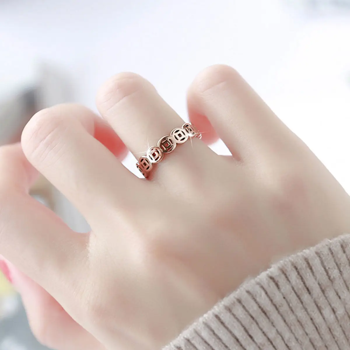 

Fashion Rose Gold Color Cute Coin Tail Ring for Woman Girl Gift 316L Stainless Steel Charm Jewelry High Polish Prevent Allergy