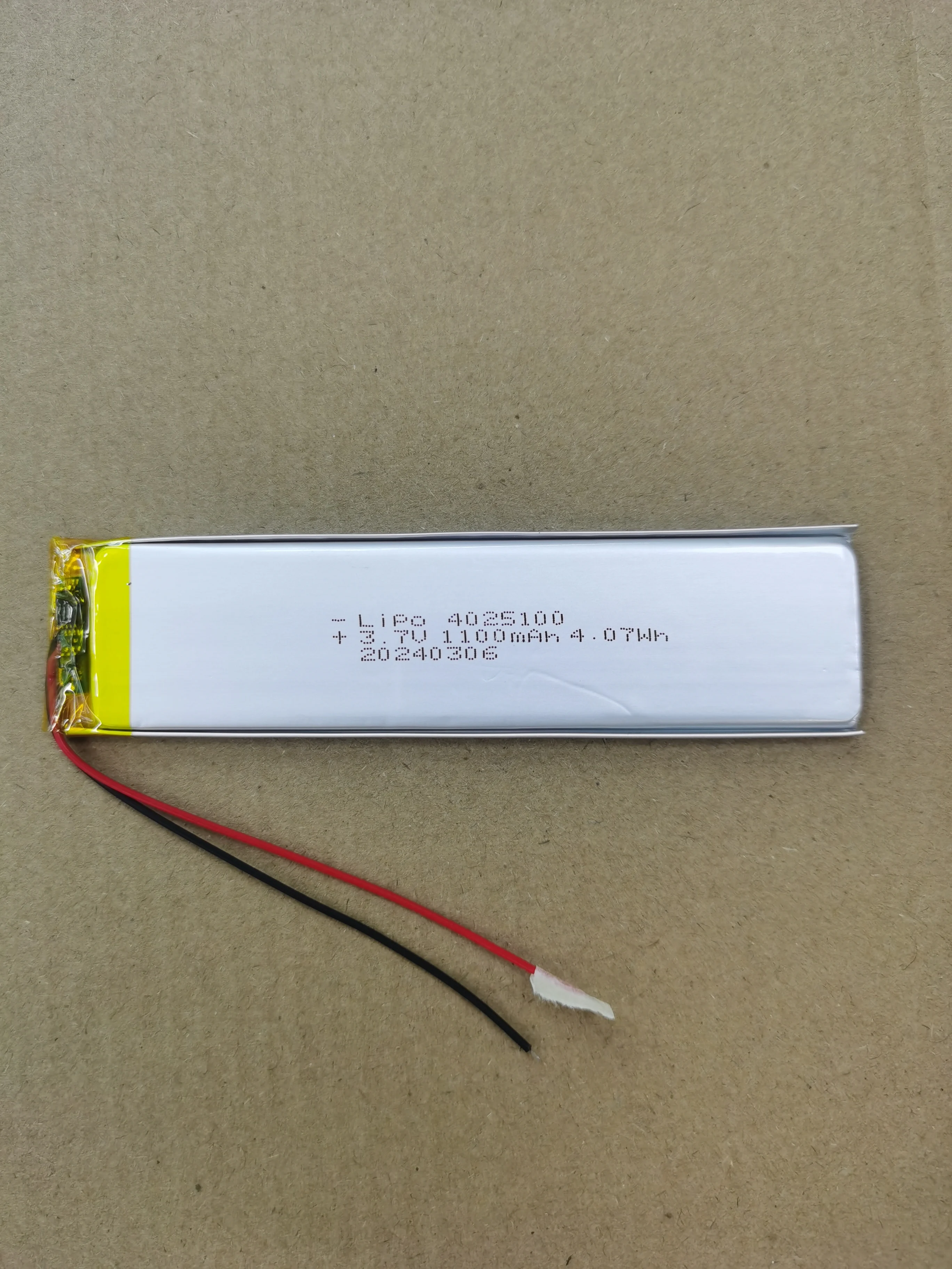 2024 years 3.7V Polymer Lithium Battery 1100mah For Mirror HeadlightCabinet LED Strip light cell Strip cell 4025130 4025100