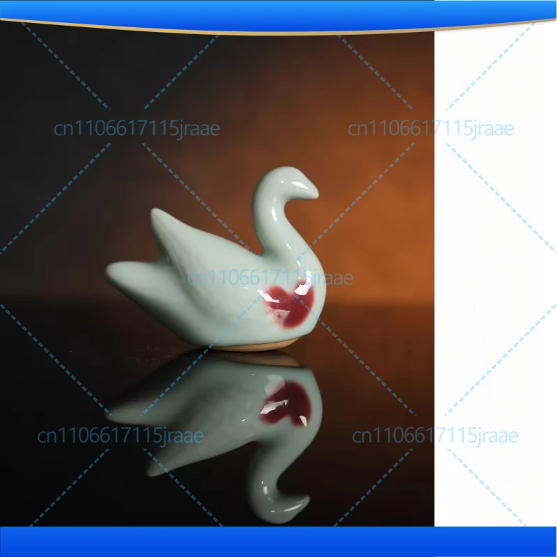 Kiln change Jun red! Mini swan! Handmade Jun porcelain ornament