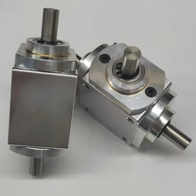 Small 1:1T type cross commutator shaft diameter 8 right angle transmission gearbox bevel gear reduction gearbox rotation