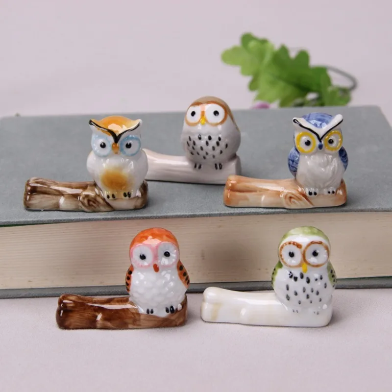 1PC Japanese Style Cute Owl Chopstick Rest Adorable Owl Design Ceramic Pen Rest Home Desk Ornament Unique Animal Figurines Decor