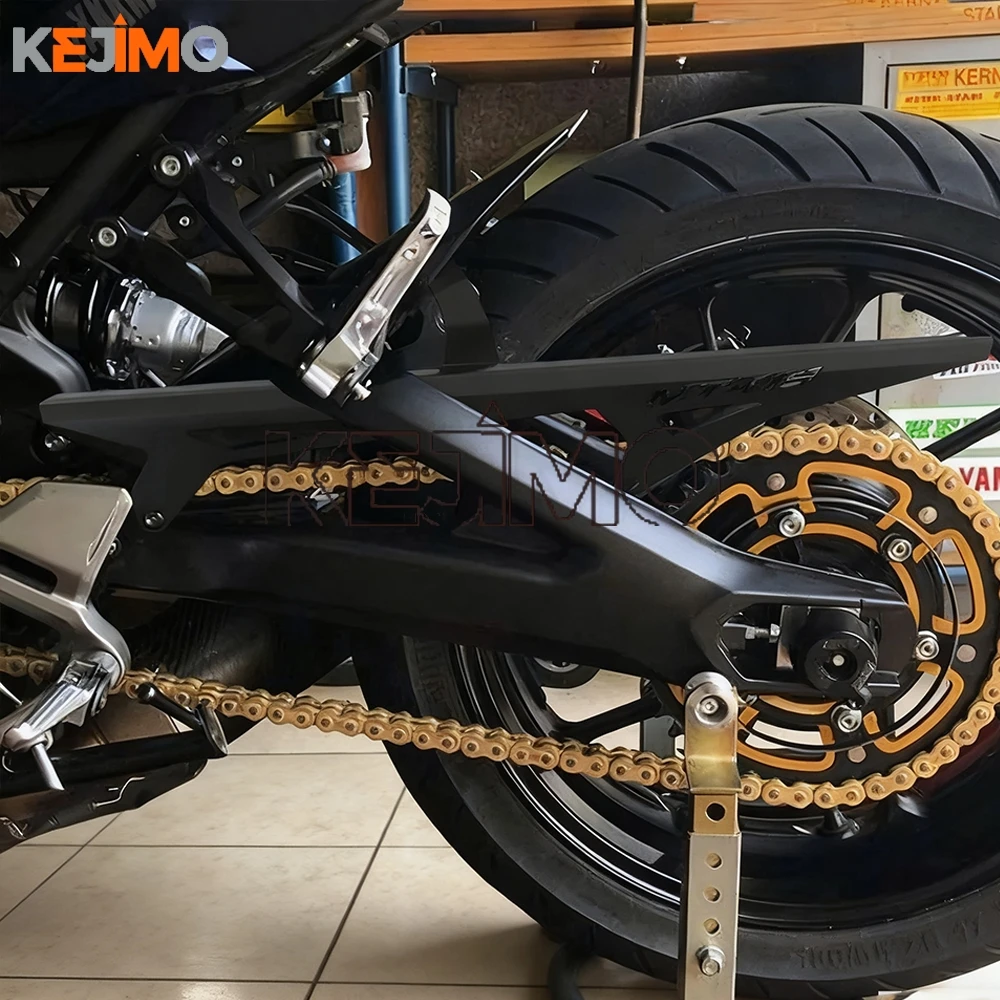 

FOR YAMAHA MT 09/MT09 2017-2020 2016 2018 2019 Chain Belt Guard Cover MT-09 Tracer 2015-2017 Motorcycle Chain Belt Guard Cover