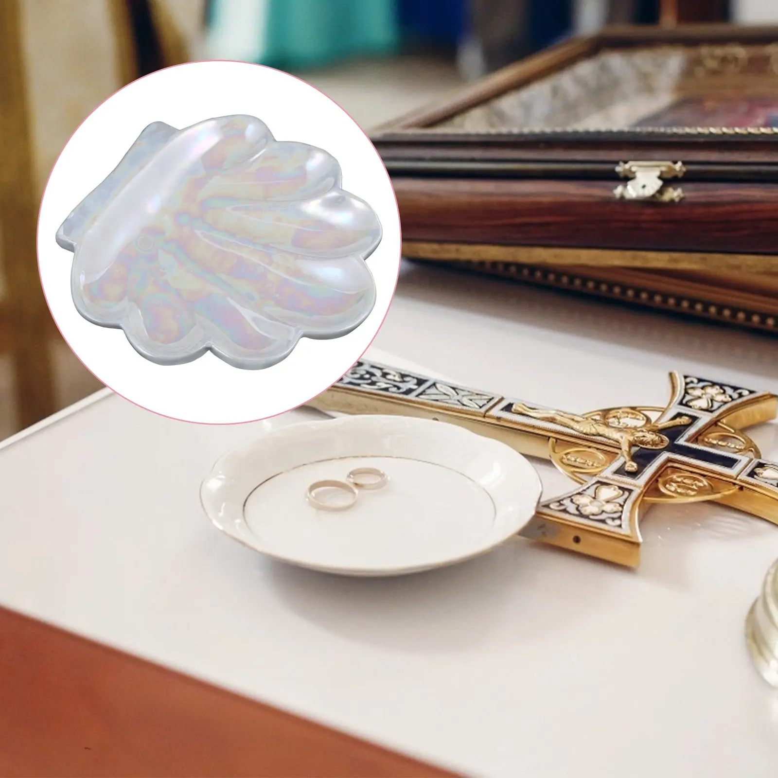 

1Pcs Stylish Jewelry Display Tray Shell Design Ceramic Jewelry Container for Bracelets Rings Necklaces Makeup Storage Decor Home