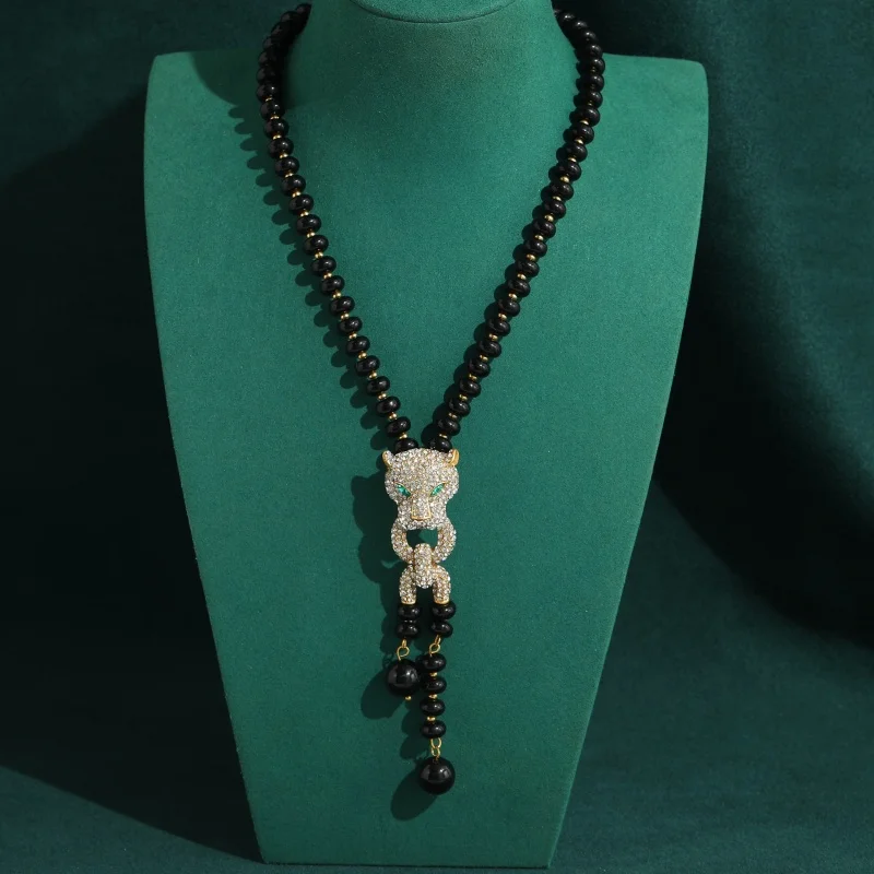 

Vintage Natural Stone Black Beads Leopard Pendent Necklace Rhinestone High Design Music Party Jewelry 2026 New Woman Accessories