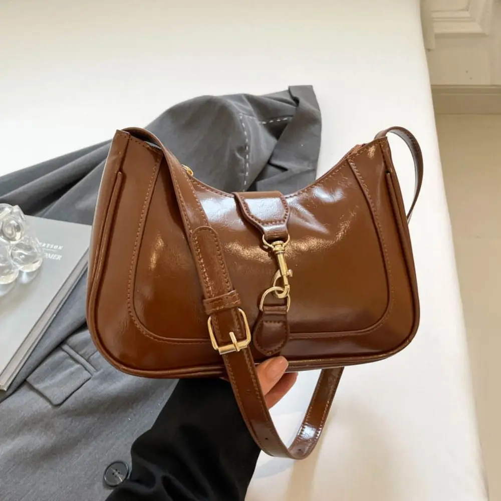 

Elegant Patent Leather Shoulder Bag Large Capacity Smooth Women's Armpit Bag Belt Buckle Solid Color Retro Clutch Handbag Woman