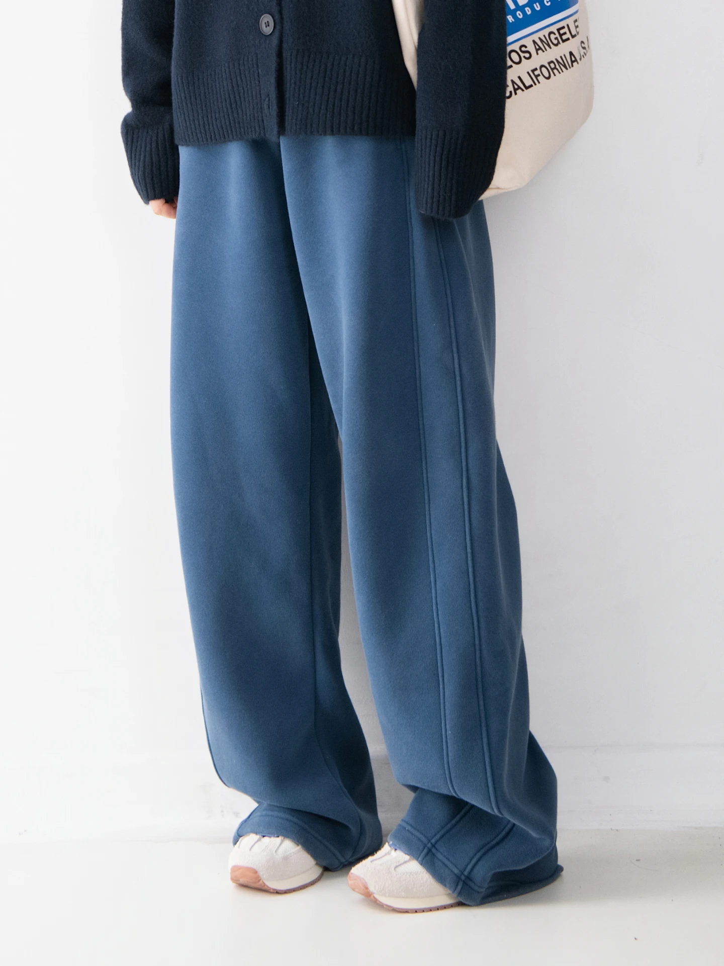 

Утепленные флисовые спортивные брюки в пол, плотные, винтажные, на резинке, женские, теплые, осенне-зимние, новые, комфортные