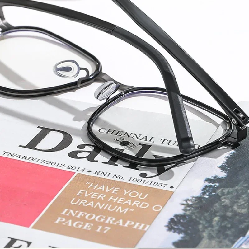 نظارات ريترو ممتازة، إطار Diopter TR90 عالي الديوبتر للرجال، إطار كامل خفيف الوزن 10 جرام، تصحيح الرؤية على الطراز الواحد، مطلي IP