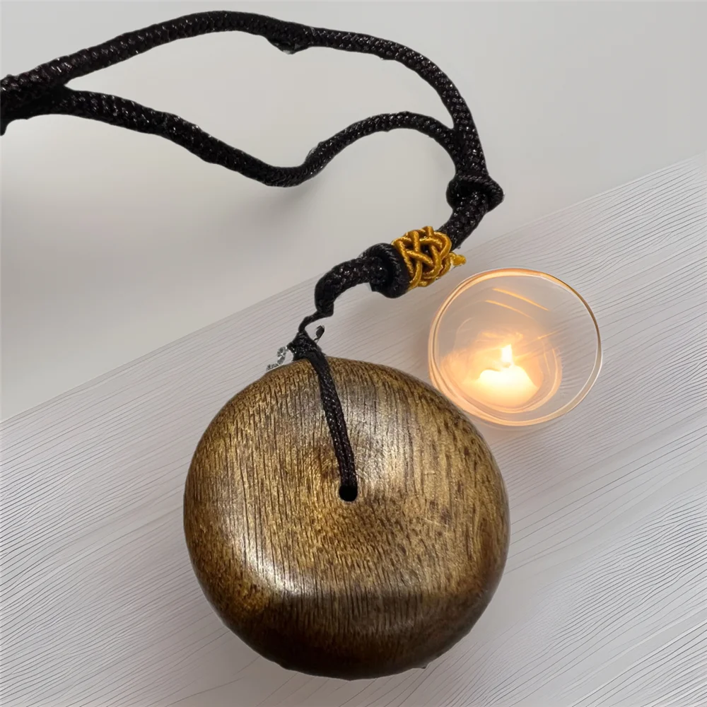 

Kalimantan Agarwood Wooden Pendant, Auspicious & Propitious Unisex Necklace Charm,Natural Agarwood Pendant Accessory,Oud Jewelry