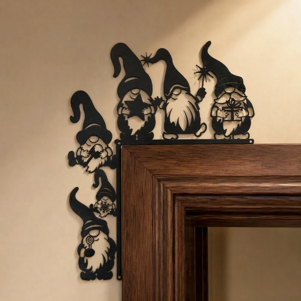 Hanging Decoration Metal Gnome Door Hanging Heavy-duty Iron Structure Featuring Christmas Gnomes Decorative Plaque