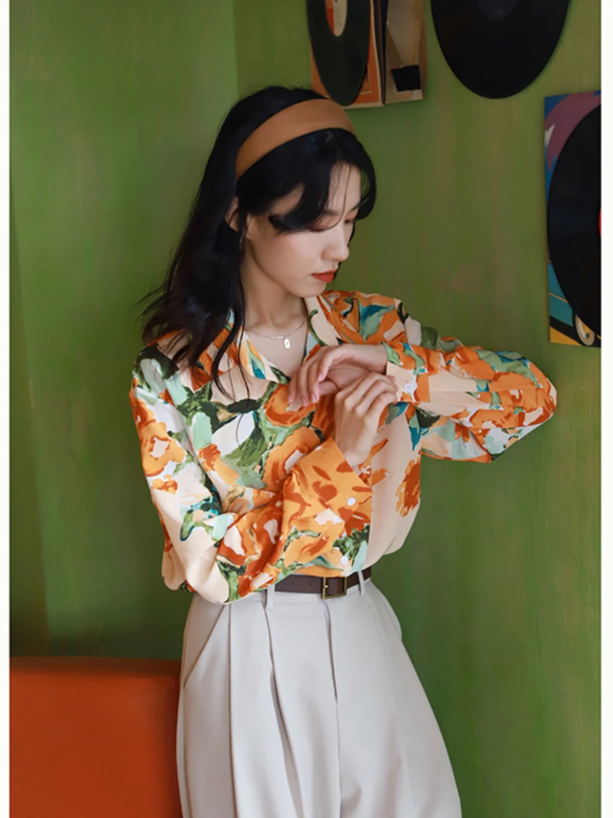 เสื้อสตรีทรงหลวมพิมพ์ลายเรโทร แขนยาว สำหรับงานประชุมประจำปีของ Cany กิจกรรมนักเรียน ฤดูใบไม้ร่วง ฤดูใบไม้ผลิ รุ่นใหม่