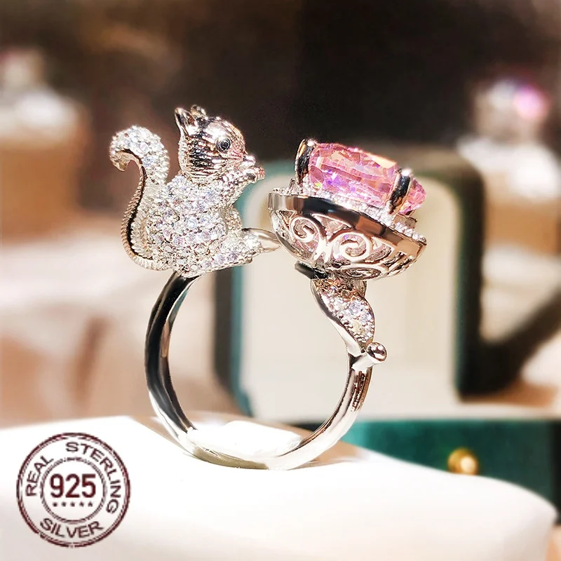 

Luxury 925 Sterling Silver Cute Squirrel Rings Dazzling Pink AAAAA Zircon Inlay Platinum Plated Ladies Jewelry Anniversary Gift