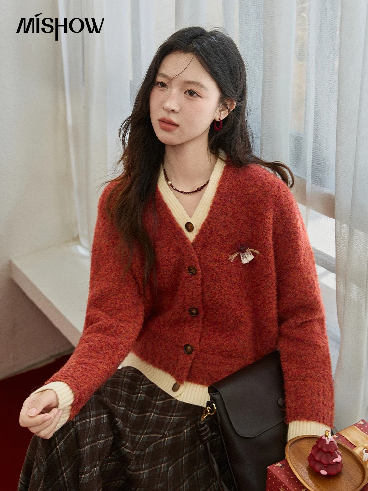 

MISHOW Christmas Women’s Knitwear Cardigan Winter 2025 Faux Fur Tops V-neck Warm Sweater Fake Two Contrasting Sweater MXE91Z2777
