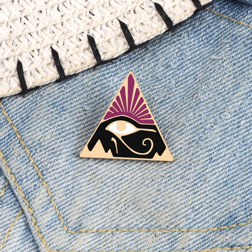 New Ancient Egypt The Eye of Horus Enamel Pins Mysterious Totem Brooch Personality Triangle Badge Pin Jewelry Gift for Friend