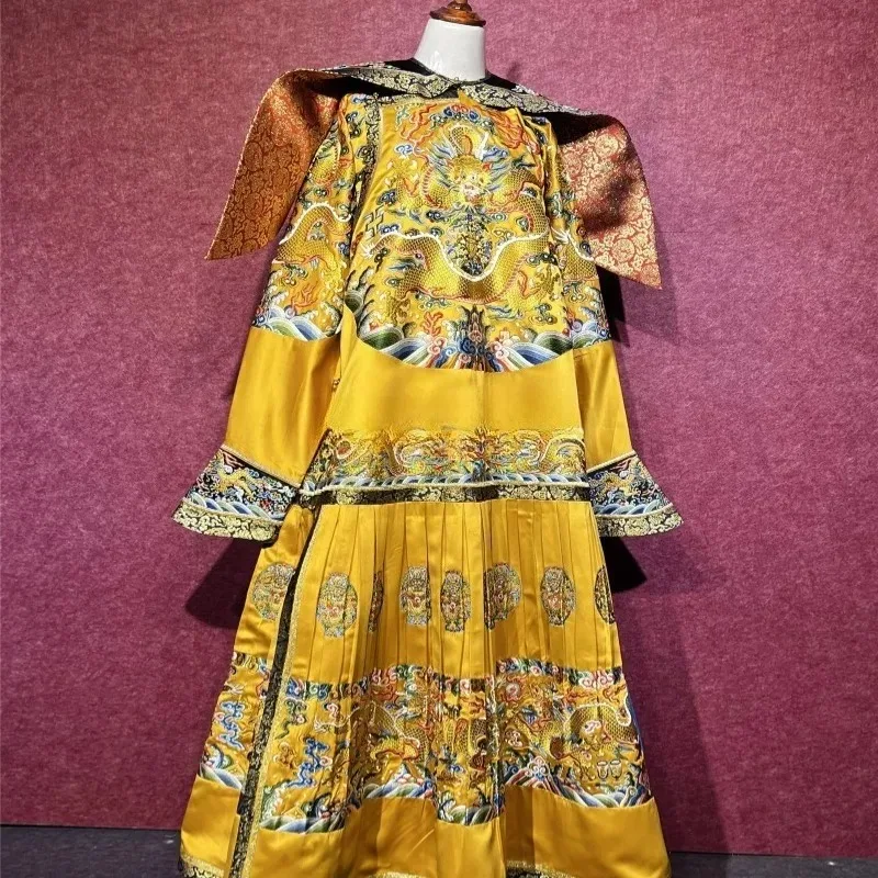 Qianlong royal robe, ginger satin version, machine embroidery flat embroidery replica Qianlong royal robe