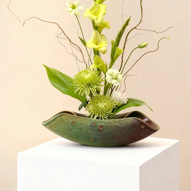 Solid Color Ceramic Flower Arrangement Vessel Curled Simulation Flower Basin Retro Decorative Living Room Office Home Decoration