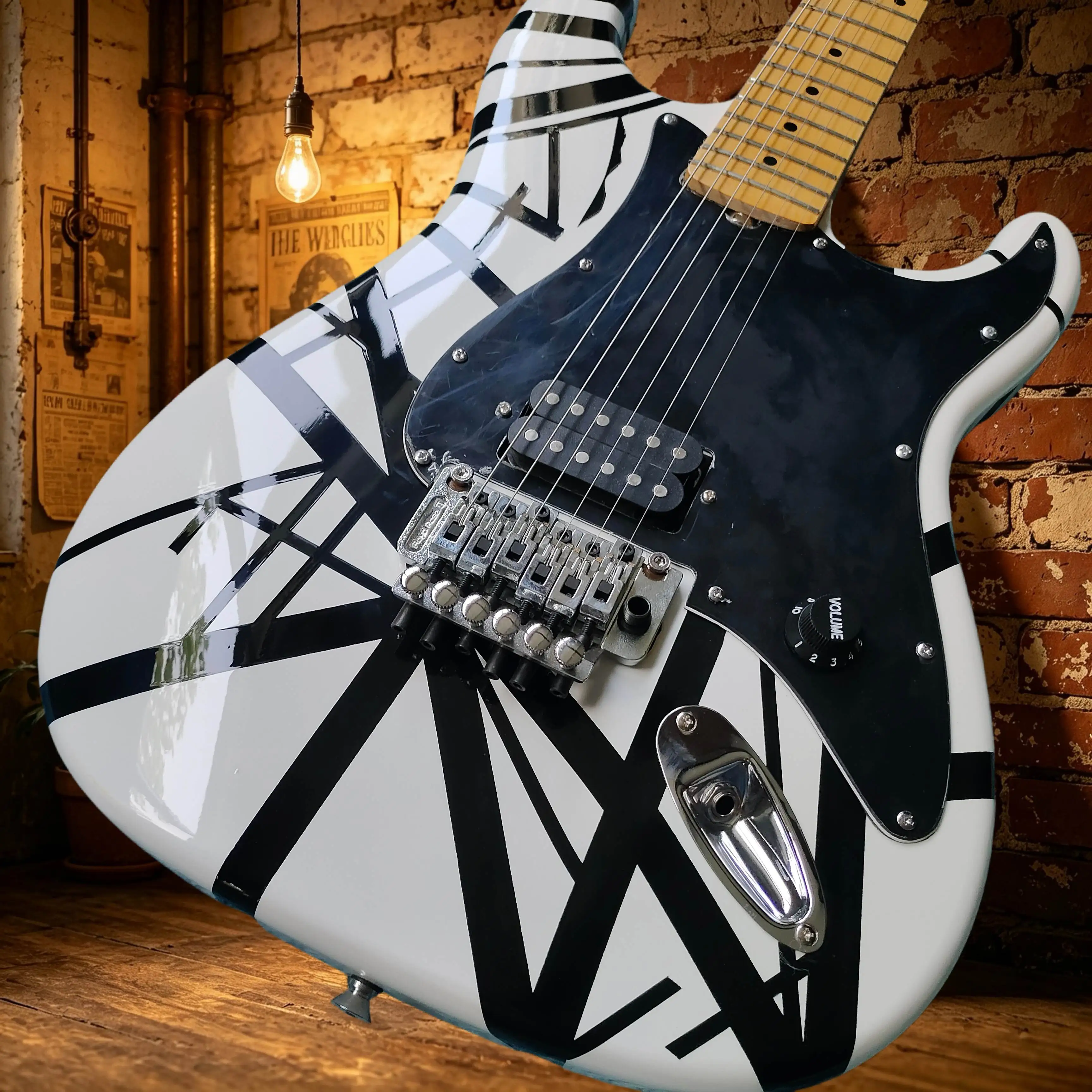 White Black Coarse Stripe ST Single Swing Electric Guitar Lightweight Solid Wood Irregular Stripe Stage Maple Fingerboard view 2