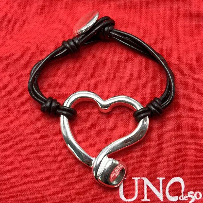 Luxury 2023 New UNOde50 Bestselling Simple Creative Exquisite Leather Cord Heart Bracelet in Spain Women's Romantic Jewelry Gift