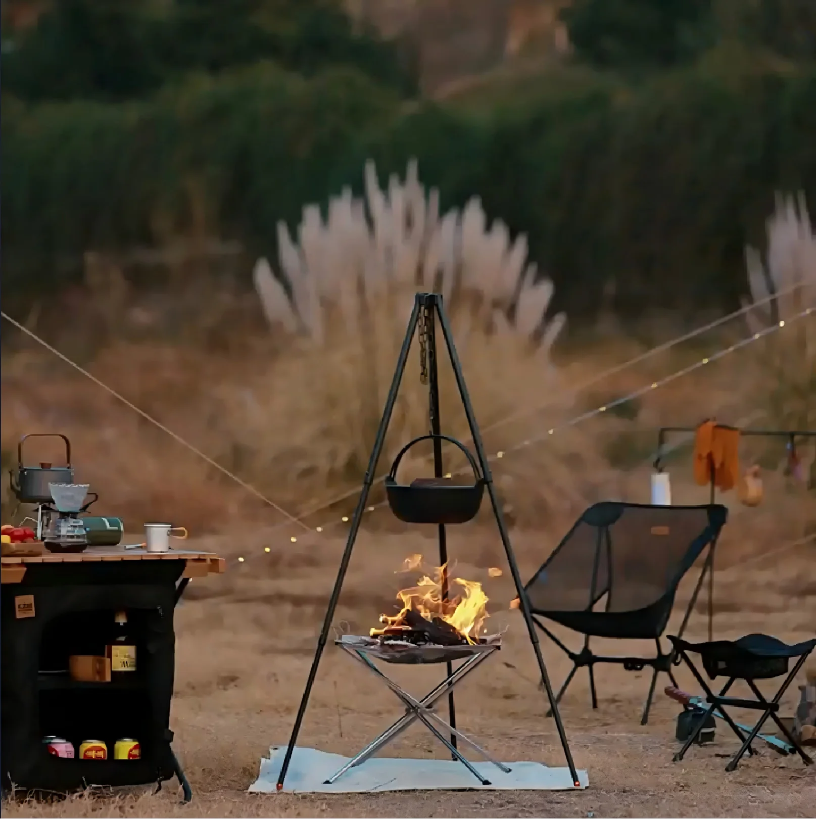 Portable Fire Pit Durable Outdoor Camping BBQ Mesh Fireplace Steel Backyard Rack Fire Quick Assembly Pit Garden Brazier Camping