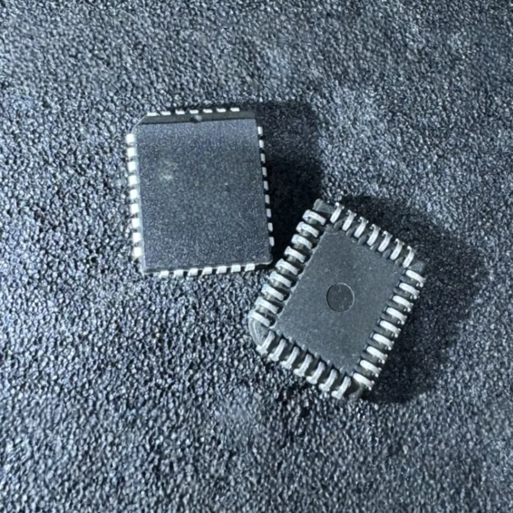 5pcs/lot SST28SF040A SST28SF040A-90-4C-NHE W27E257P-12 W27E257P AM29F010B-70JC AM29F010 AM29F010B-90JI AM29F010B-90JC PLCC-32