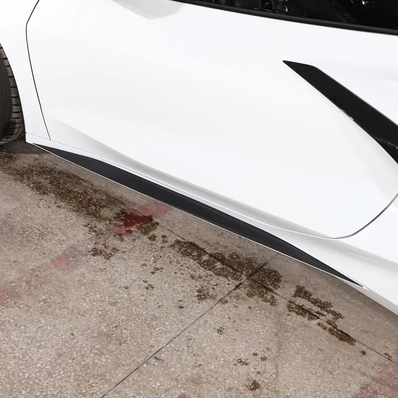 

For Chevrolet Corvette C8 Stingray Z51 Z06 2020-2025 2026 PVC Car Body Side Skirt Trim Stickers Pull Flower Film Car Accessories