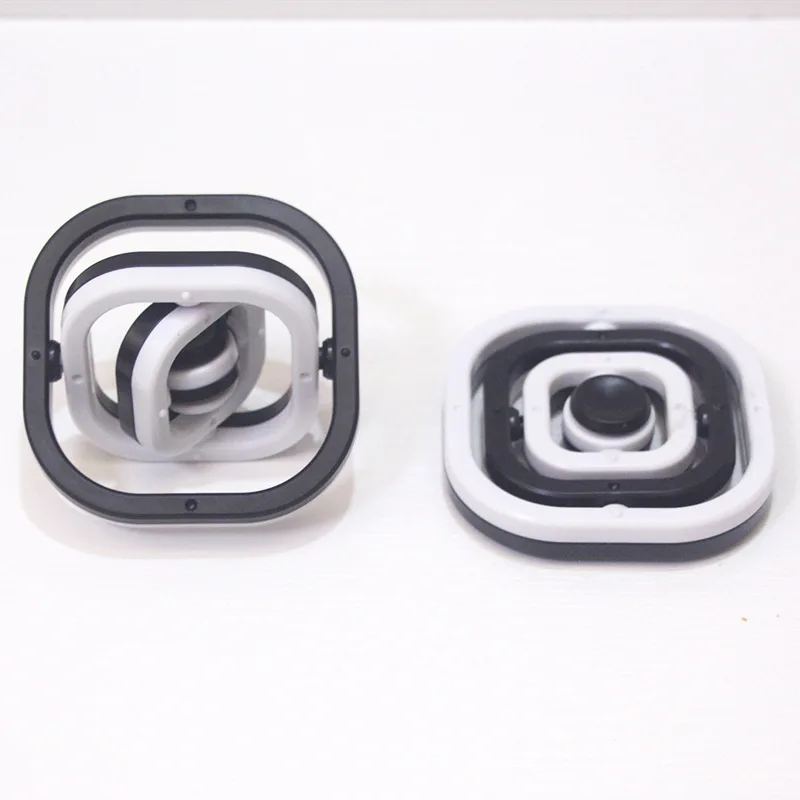 

Fidget Spinner New 3D Infinite Flip Fidget Spinner Decompression Toy Square Creative Toy Antistress Black and White Best Gift