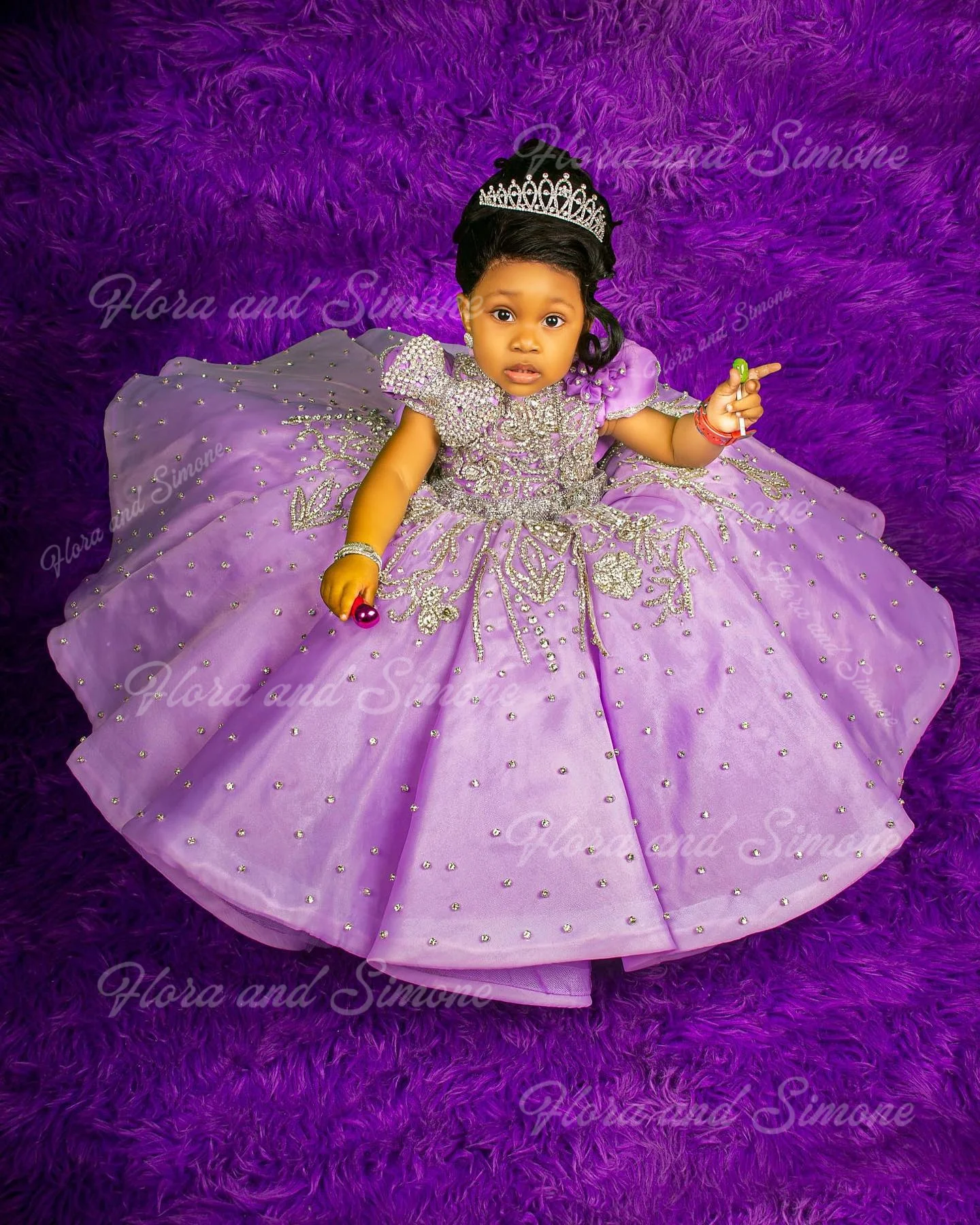 Vestidos de niña de flores moradas para boda, vestido de fiesta de cumpleaños de banquete de noche de princesa pequeña de calidad de cristal de lujo personalizado