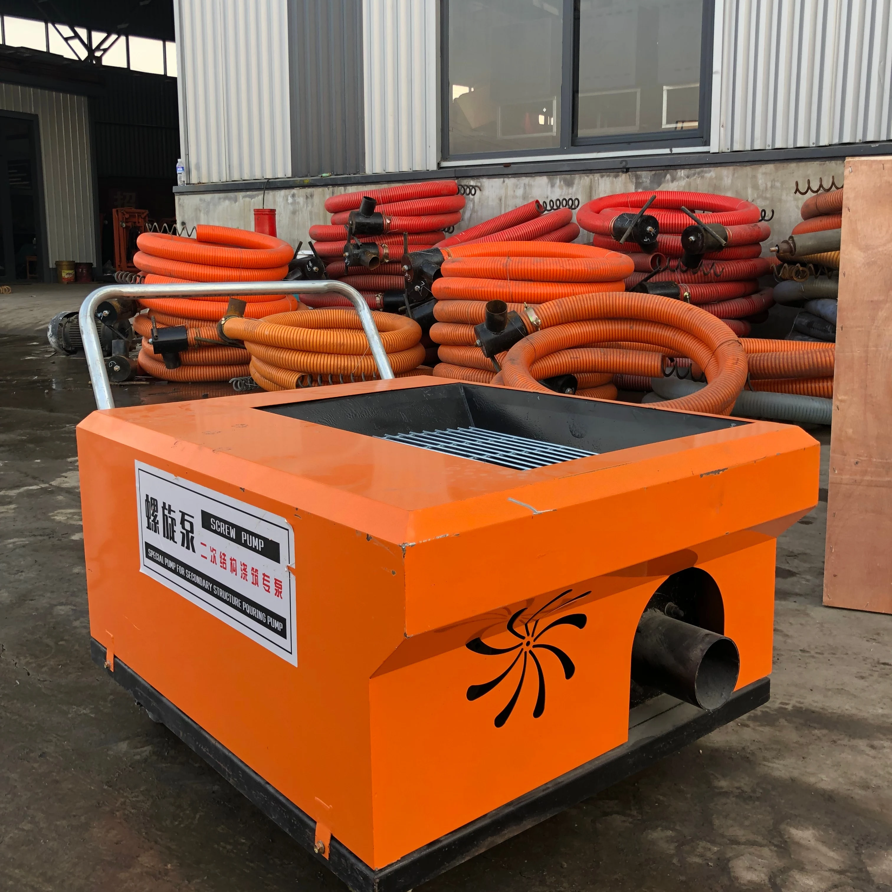 Mini Fine Stone Concrete Pump Portable Wheeled Secondary Structure Mortar Delivery Pump Construction Pouring Equipment