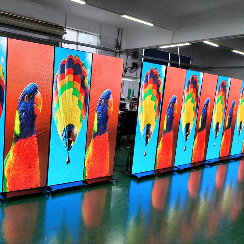 مشغل ملصق شاشة LED ذكي مخصص P1.86 P2 P2.5 عرض إعلاني محمول للمصاعد في مراكز التسوق