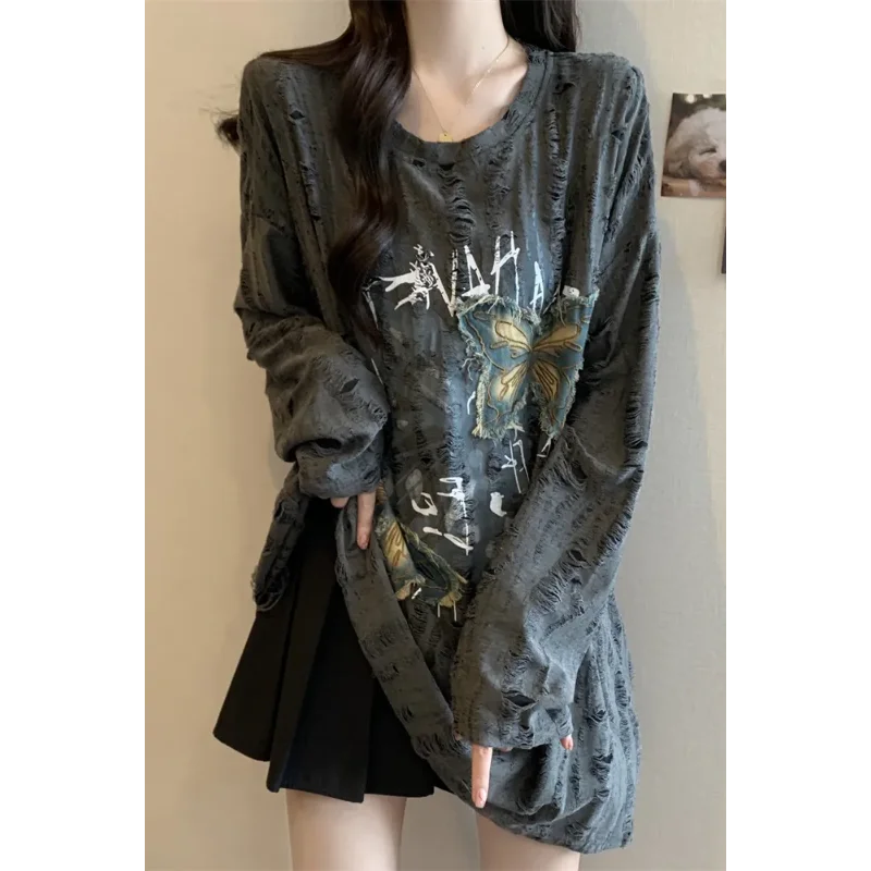 Mid-length Retro Printed Long-sleeved T-shirt Autumn 2025 New Women's Loose Slim  Patch Top