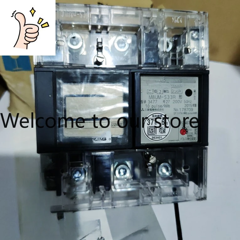 

M8UM-S33R 3P3W 200В 250А